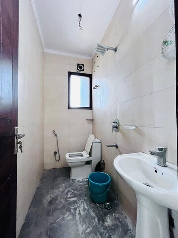 Bathroom in 1 BHK Builder Floor at Saket – for Rent