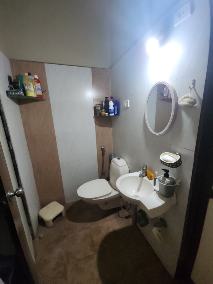 Bathroom, rutu-riverview-classic 2 Bedroom 900 Sq.Ft. Apartment In Kalyan West Thane 8785920