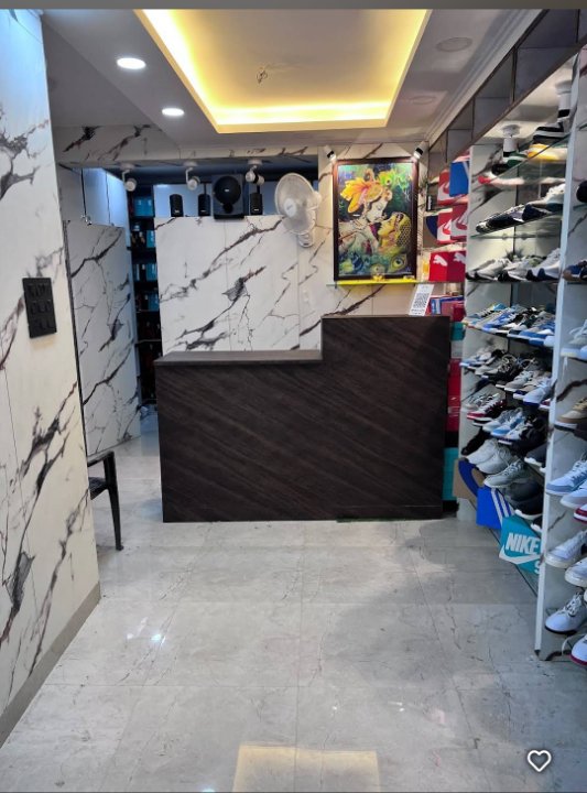 Retail Shop For Rent in Kalkaji