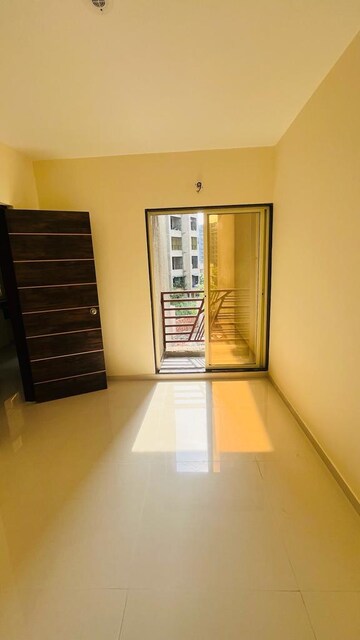 Room in 1 BHK Apartment at Happy Home Sarvodaya Nagar, Ambernath West – for Rent
