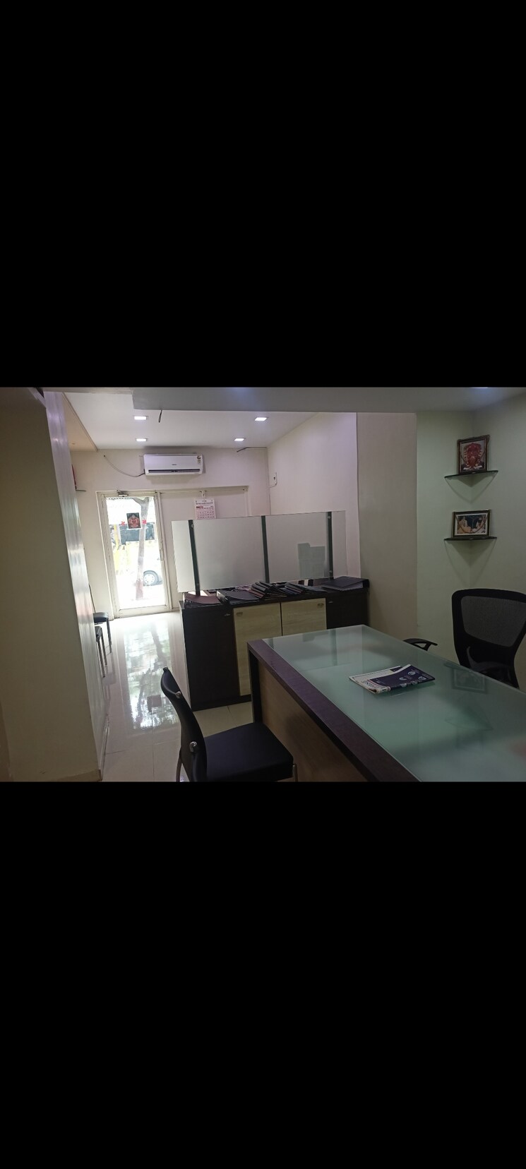 Team Area, prabhadevi Commercial Shop 350 Sq.Ft. In Prabhadevi Mumbai 8785926