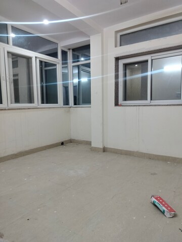 Room in 3 BHK Apartment at Sarita Vihar – for Sale