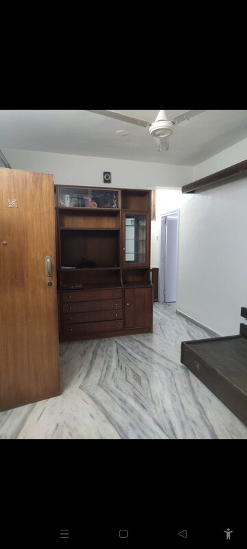 Room in 1 RK Apartment at Adarsh Nagar CHS Worli, Worli – for Rent