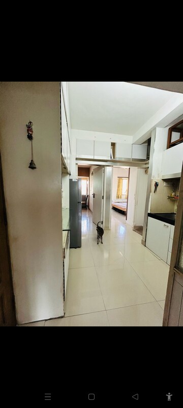 Master Bedroom in 2 BHK Apartment at Shivalik Apartment Prabhadevi, Prabhadevi – for Rent