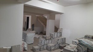 Team Area in  Shop at Sion East – for Sale