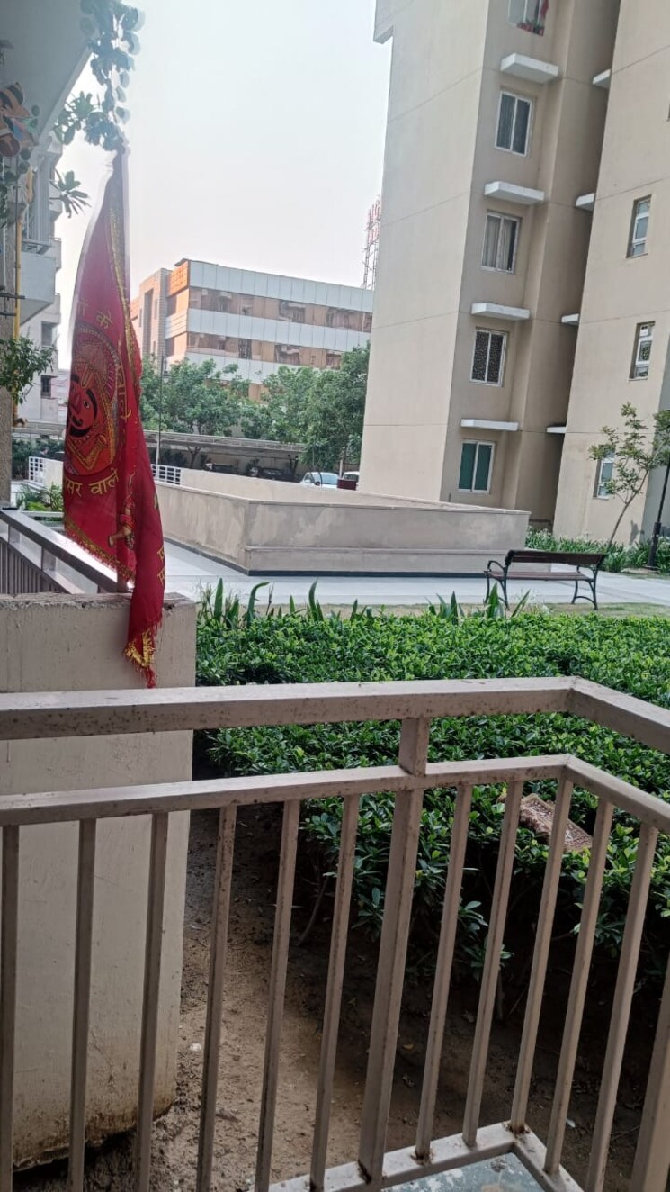 Balcony, bptp-spacio 2 Bedroom 1090 Sq.Ft. Apartment In Sector 37d Gurgaon 8785942