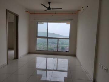 Room in 1 BHK Apartment at Godrej Nirvaan, Themghar – for Rent