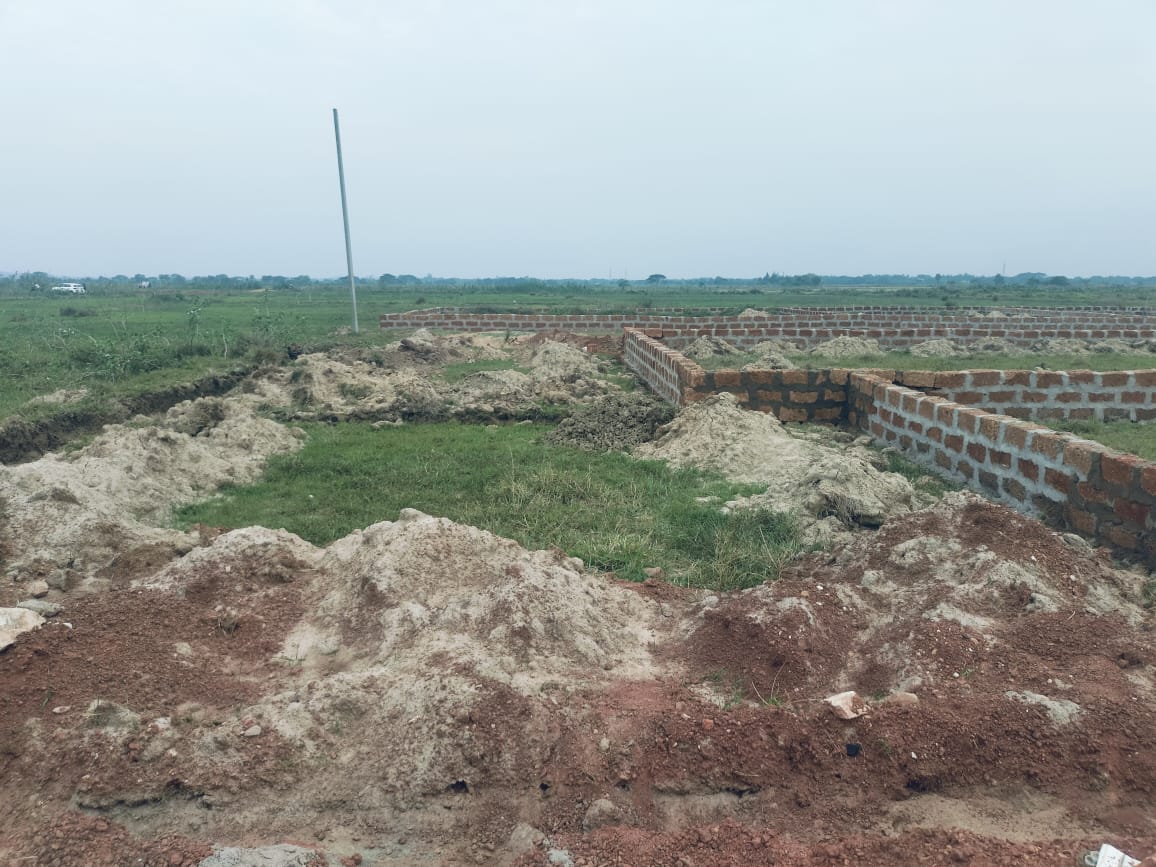 Plot For Sale in Patrapada