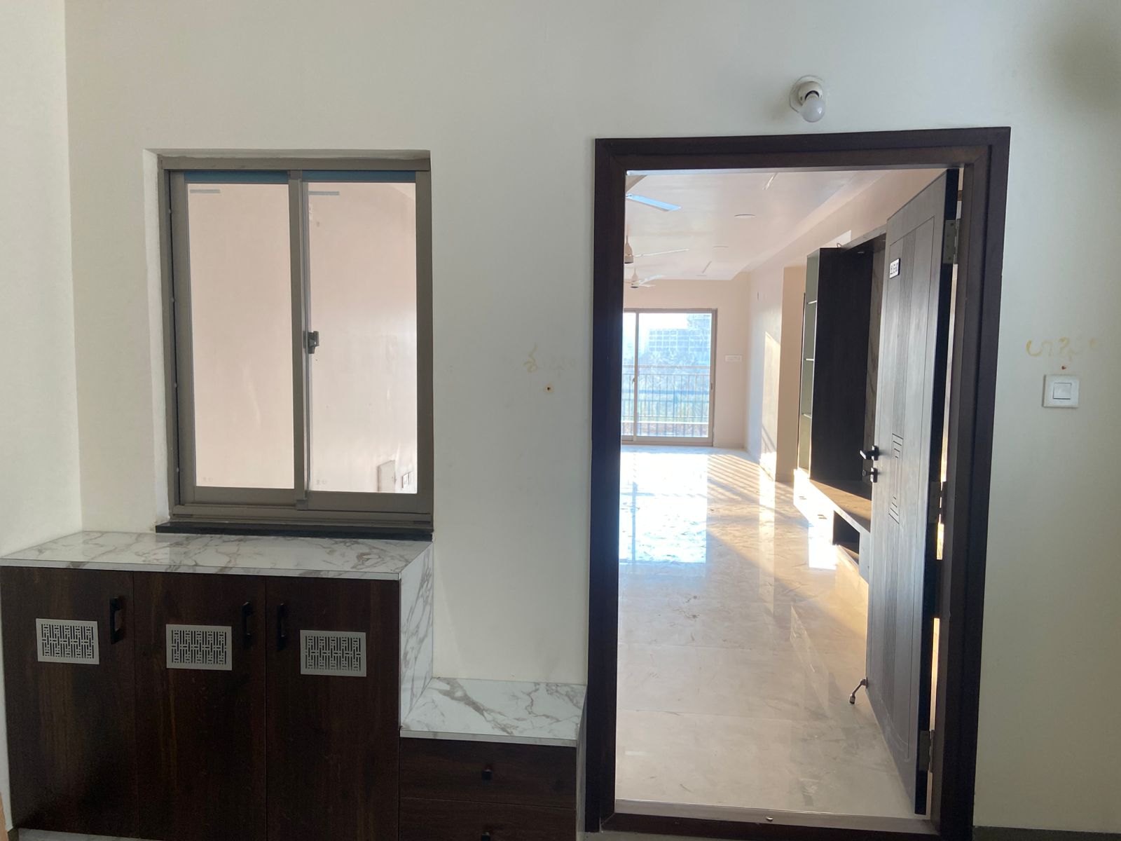 3 BHK + Pooja Room 1935 Sq.Ft. Apartment in Frontline Seven