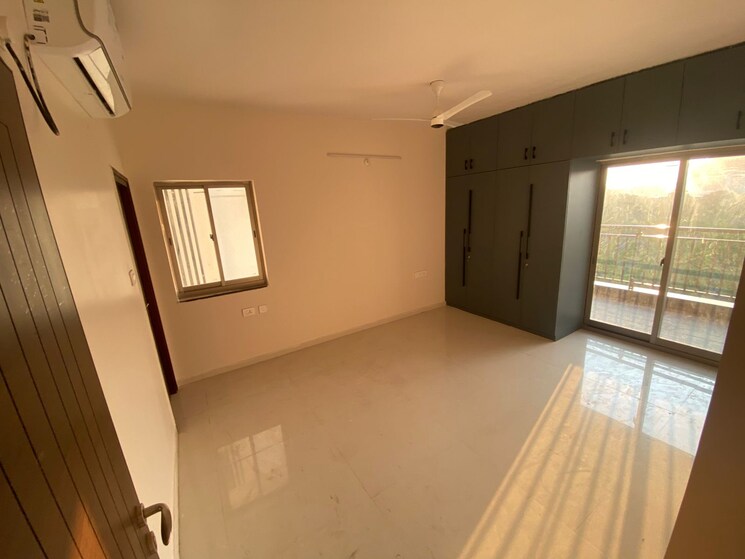 Room, frontline-seven 3 Bedroom 1935 Sq.Ft. Apartment In Kokapet Hyderabad 8785987