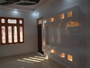 Room in 2 BHK Independent House at Faizabad Road – for Sale