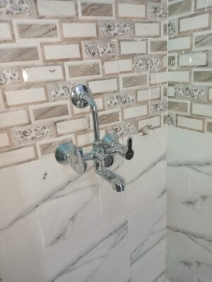 Attached Bathroom in 2 BHK Independent House at Faizabad Road – for Sale