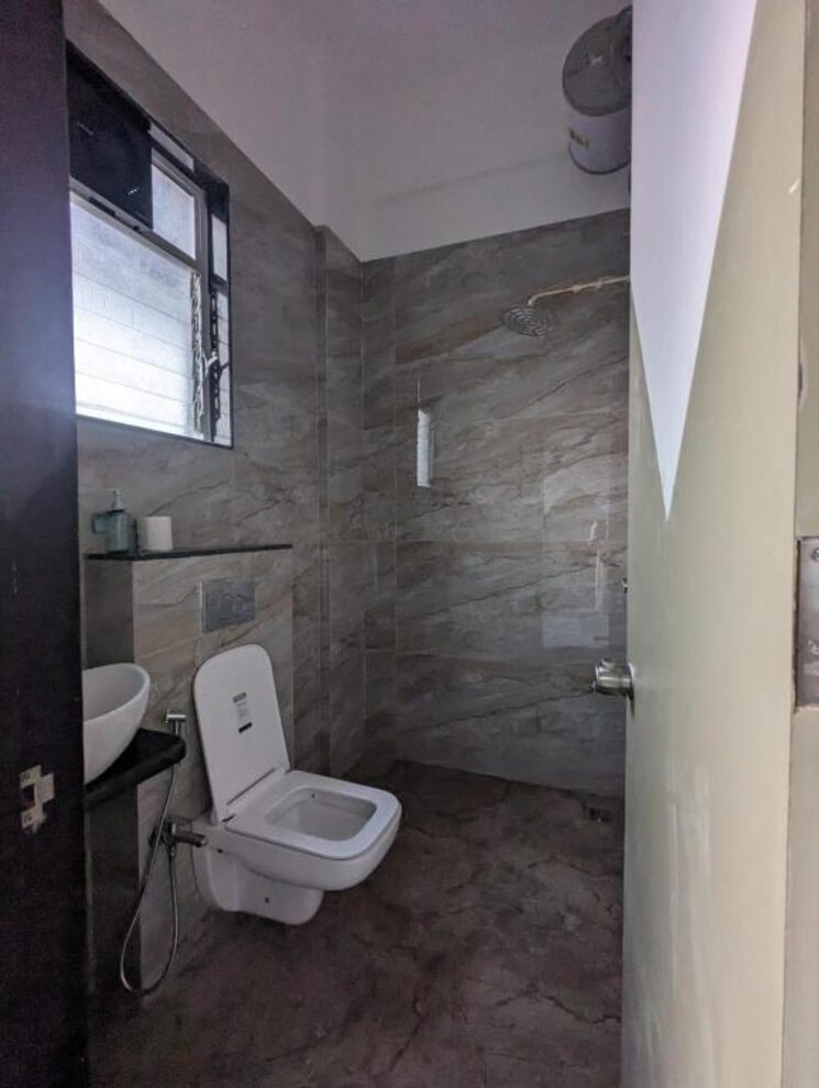 Bathroom, chandra-ganga 2 Bedroom 1200 Sq.Ft. Builder Floor In Indrapuram Ghaziabad 8786018