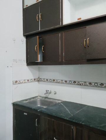 Furnished Amenities in 2 BHK Independent House at Jankipuram Extension – for Rent