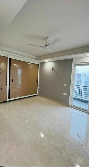 Room in 4 BHK Apartment at Vinayak Elenza Manyawas, Manyawas – for Rent
