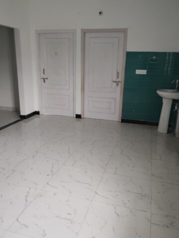 Room in 2 BHK Apartment at Kalyanpur West – for Rent