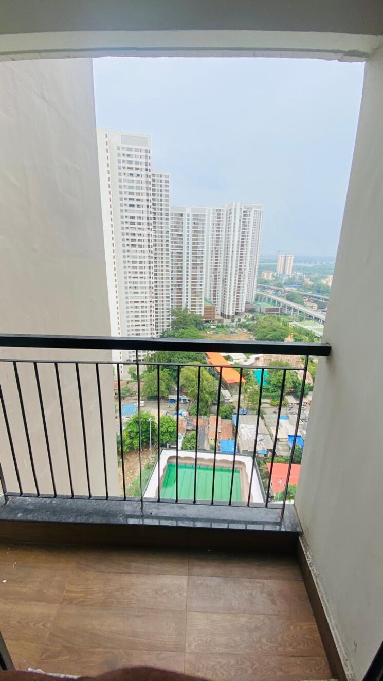 Balcony, raymond-ten-x-habitat 2 Bedroom 635 Sq.Ft. Apartment In Pokhran Road No Two Thane 8786107