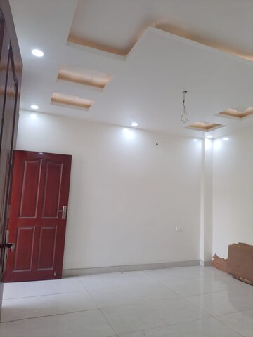 Room in 2 BHK Independent House at Gomti Nagar – for Rent