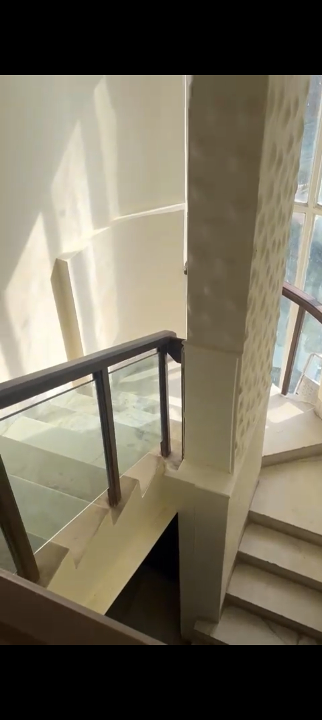 3 BHK Apartment For Rent in Monisha Tower