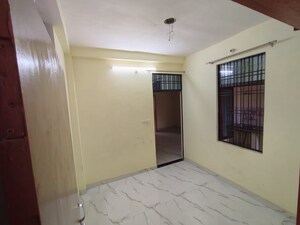 Room in 5 BHK Independent House at Kalyanpur East – for Sale