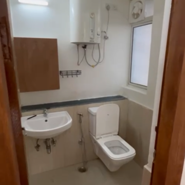 Bathroom in 2 BHK Apartment at Jaypee Greens Kosmos, Sector 134 – for Sale
