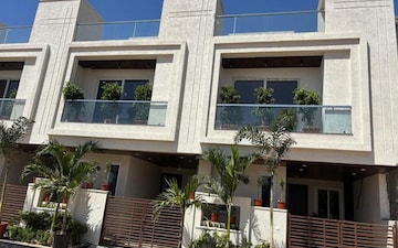 4 BHK Villa For Sale in RWA BA Block Ashok Vihar, Ashok Vihar