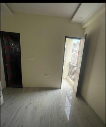 Bedroom in 3 BHK Apartment at Gomti Nagar – for Rent