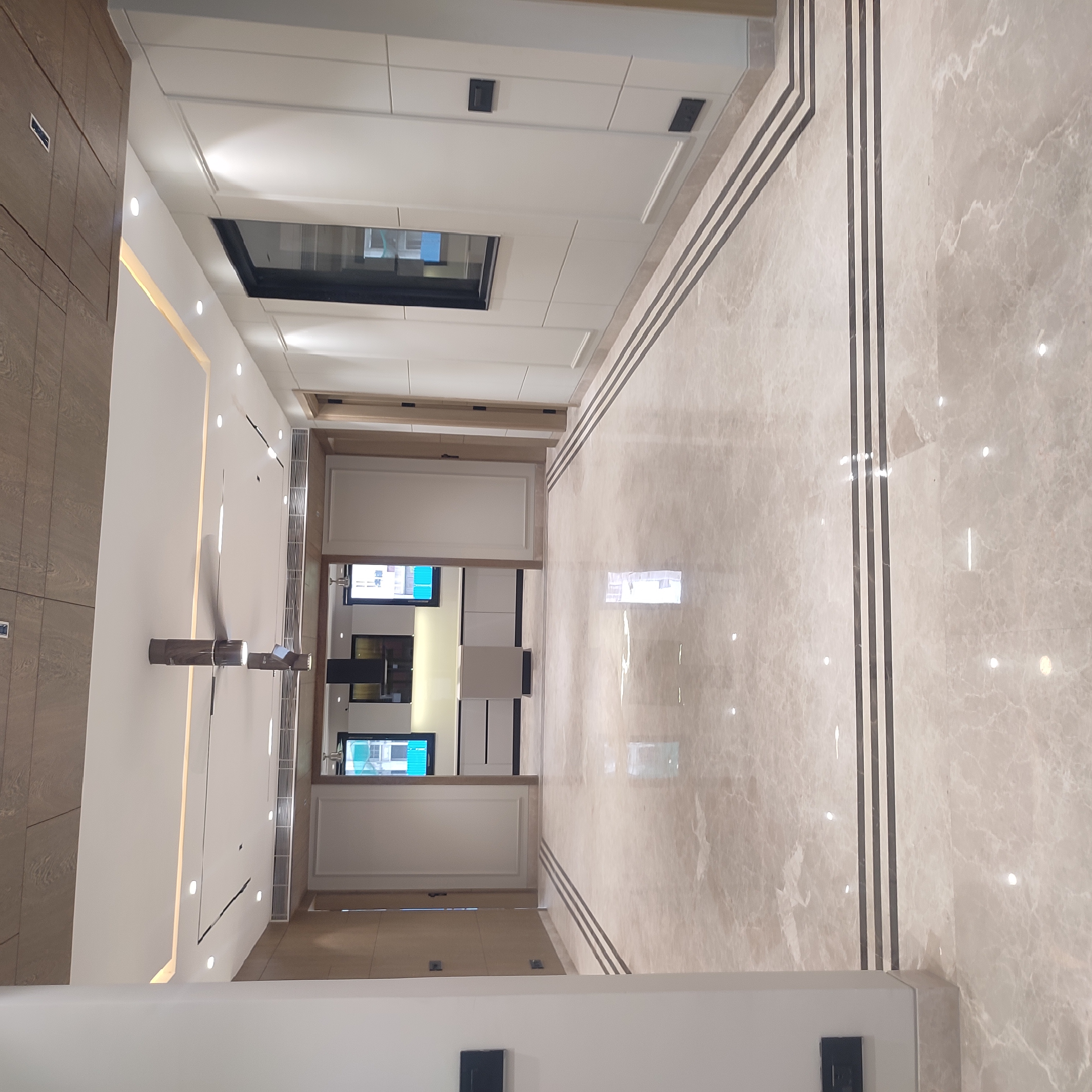 4 BHK + Pooja Room,Servant Room,Study Room Builder Floor For Sale in Unitech Woodstock Floors