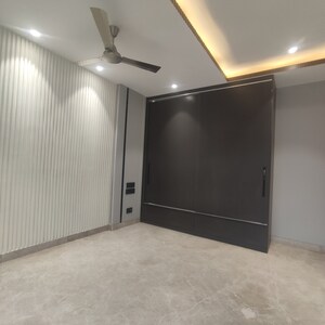 Furnished Amenities in 4 BHK Builder Floor at Unitech Woodstock Floors, Sector 50 – for Sale