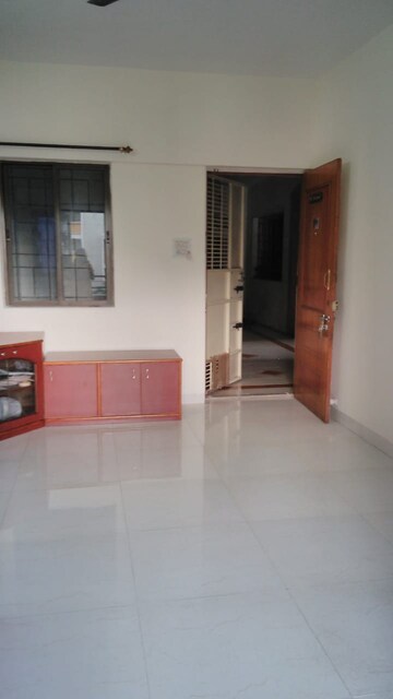 Room in 2.5 BHK Apartment at Pethkar Samrajya, Kothrud – for Sale