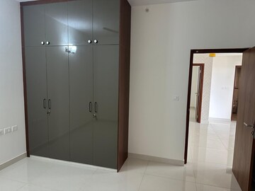 Room in 3 BHK Apartment at Prestige Tranquil, Kokapet – for Rent