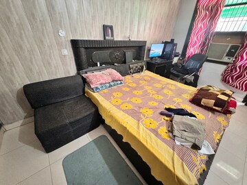 Master Bedroom in 3 BHK Builder Floor at Dhakoli – for Rent