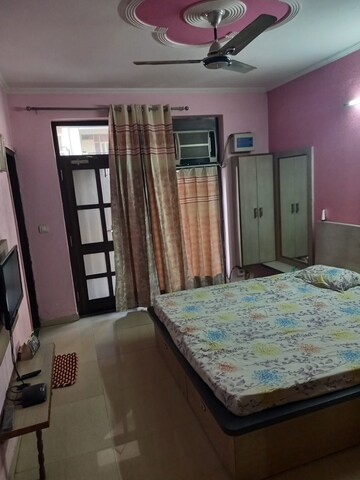 Bedroom in 2 BHK Apartment at Omaxe Heights, Sector 86 – for Rent