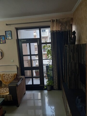 Living Room in 2 BHK Apartment at Omaxe Heights, Sector 86 – for Rent