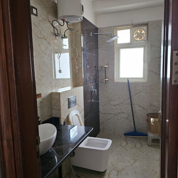 Bathroom, ansal-sushant-lok-i 3 Bedroom 215 Sq.Yd. Builder Floor In Sector 43 Gurgaon 8786283