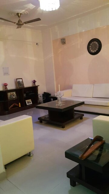 Living Room in 2.5 BHK Builder Floor at JMS Primeland, Sector 95a – for Sale
