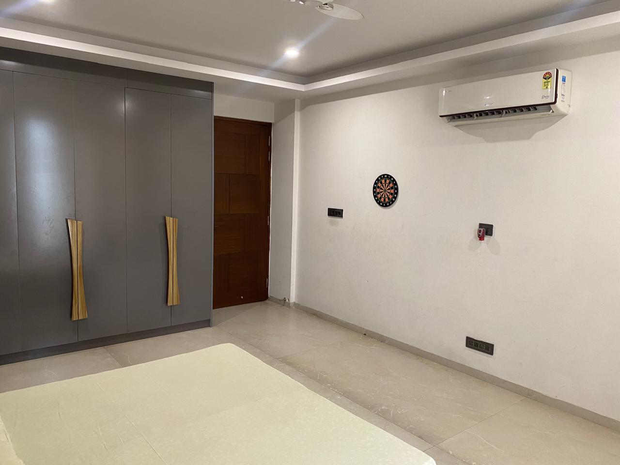 2 BHK Apartment For Rent in Bestech Park View Residency