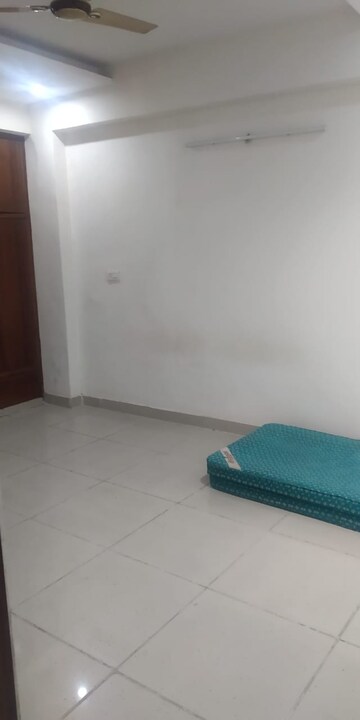 Room in 1 BHK Builder Floor at Sahastradhara Road – for Rent