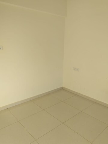 Room in 1 BHK Apartment at Kolte Patil Life Republic, Hinjewadi – for Rent