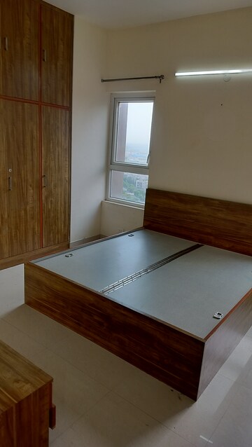 Room in 3 BHK Apartment at Adani M2K Oyster Grande, Sector 102 – for Sale