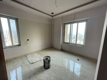 Room in 2 BHK Apartment at Panch Pakhadi – for Rent
