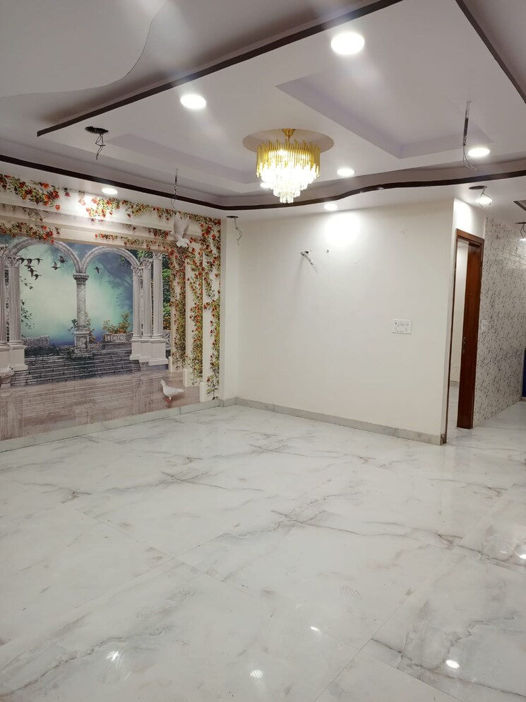 Room, burari 4 Bedroom 155 Sq.Yd. Builder Floor In Burari Delhi 8786374