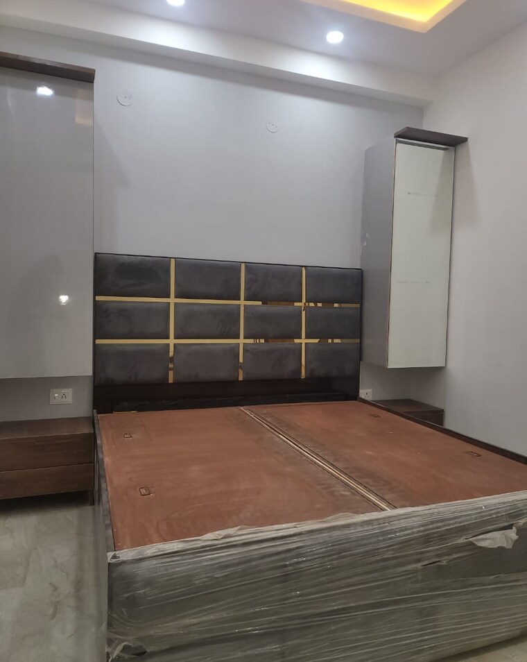 Room, new palam vihar phase 3 6 Bedroom 151 Sq.Yd. Independent House In New Palam Vihar Phase 3 Gurgaon 8786388