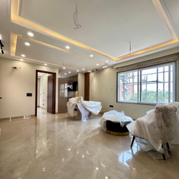 Living Room in 3 BHK Builder Floor at BPTP Floors, Sector 70 – for Sale