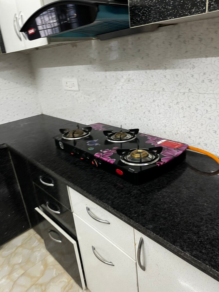 Master Bedroom, sahastradhara road 1 Bedroom 850 Sq.Ft. Builder Floor In Sahastradhara Road Dehradun 8786400