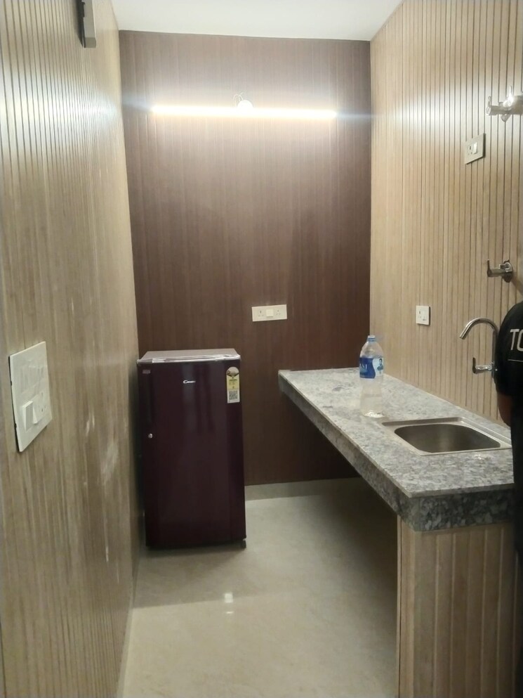 Bathroom, palam vihar 1.5 Bedroom 500 Sq.Ft. Builder Floor In Palam Vihar Gurgaon 8786411