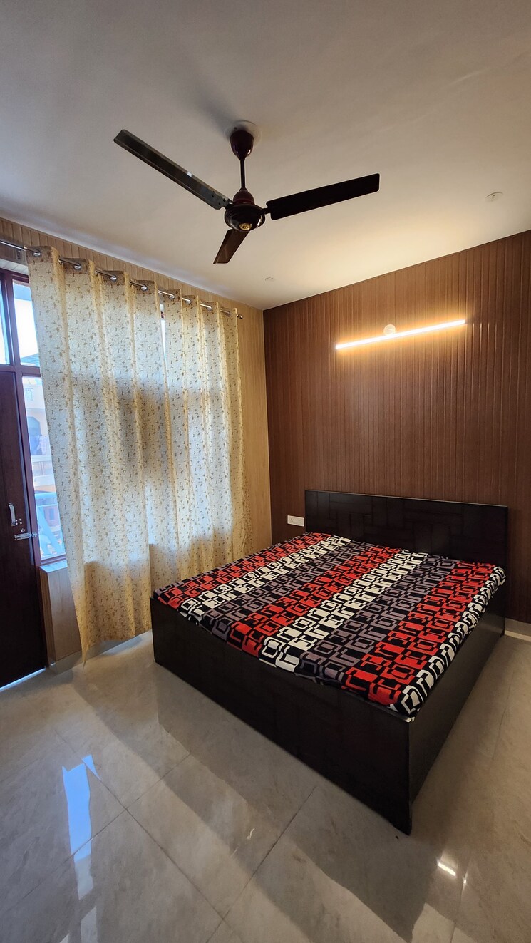 Bedroom, palam vihar 1.5 Bedroom 500 Sq.Ft. Builder Floor In Palam Vihar Gurgaon 8786411