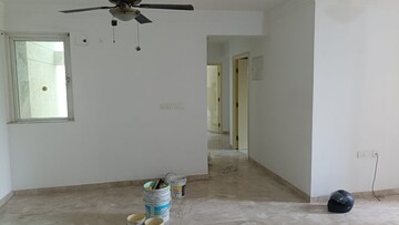 Room in 3 BHK Apartment at Hiranandani Estate, Ghodbunder Road – for Rent