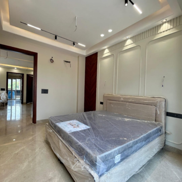 Bedroom in 3 BHK Builder Floor at BPTP Astaire Gardens Cezanne Villas, Sector 70a – for Sale