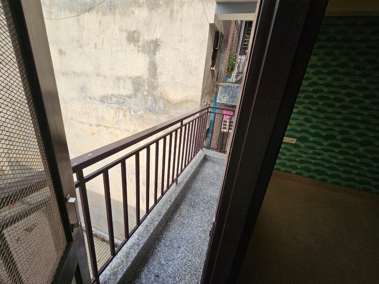 Balcony, palam vihar extension 2 Bedroom 1100 Sq.Ft. Builder Floor In Palam Vihar Extension Gurgaon 8786442